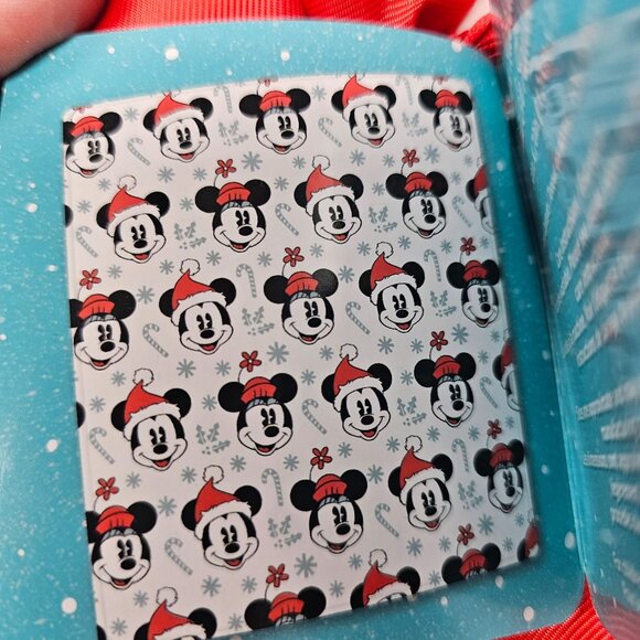 NWT Disney Mickey Mouse Santa Christmas Holiday Faux Fur Throw Blanket 50x70 - Picture 3 of 4